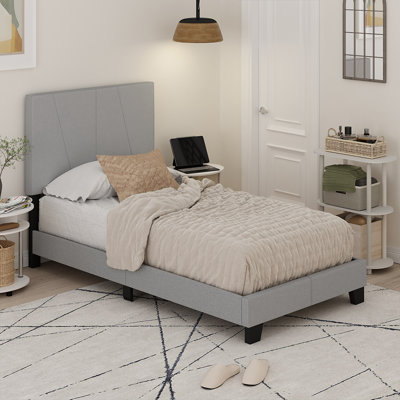 Kamaryn Upholstered Platform Bed