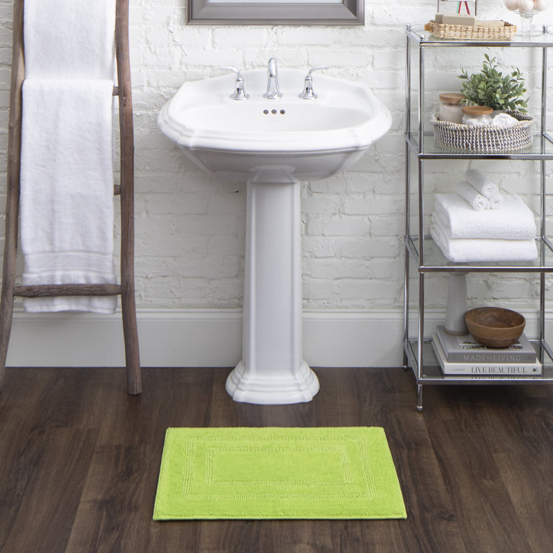 Kail Plush Stain/Fade Resistant Machine Washable Bath Mat, Fiesta Lime, 21" W x 34" L
