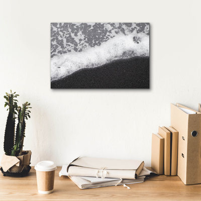 «Black Sand No. 3» par Tamar Zinna, art mural sur toile