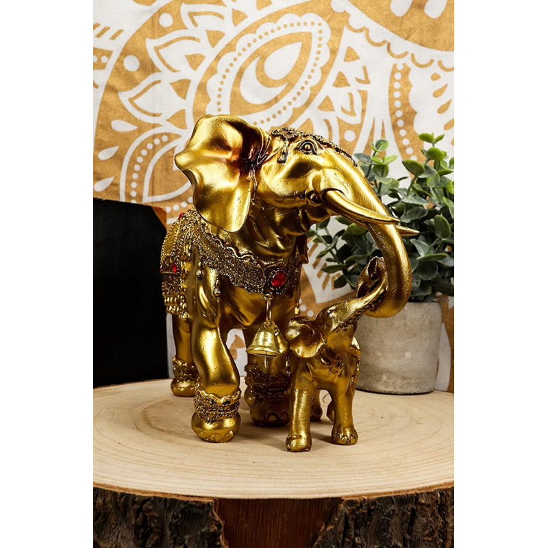 Statue éléphant doré avec veau Emoke