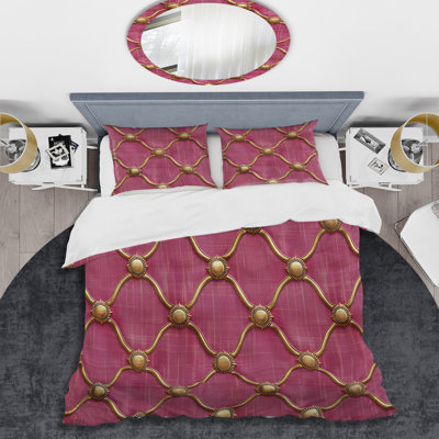 Magenta Quatrefoil Glam I - Transitional Duvet Cover Set