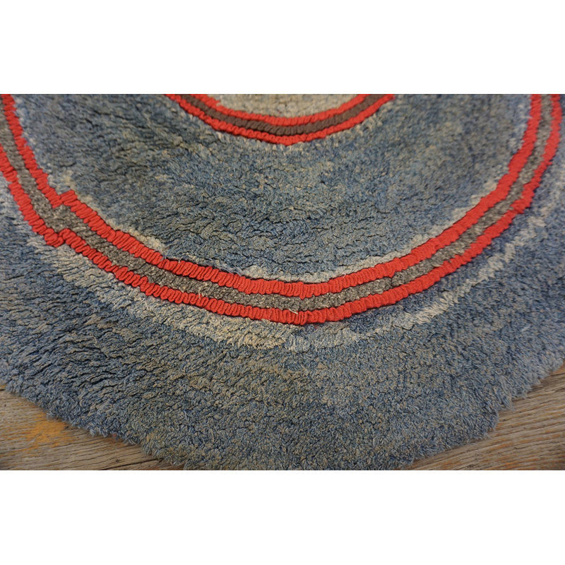Petit tapis crocheté ovale antique