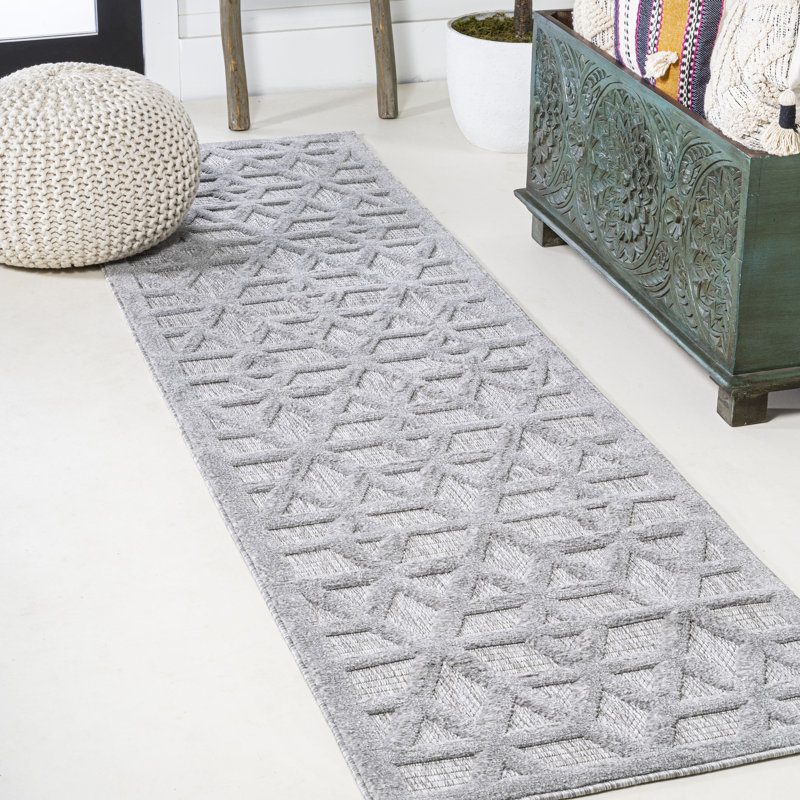 Raeshelle Neutral Geometric Light Gray Indoor/Outdoor Rug, Runner 2'2" x 8'