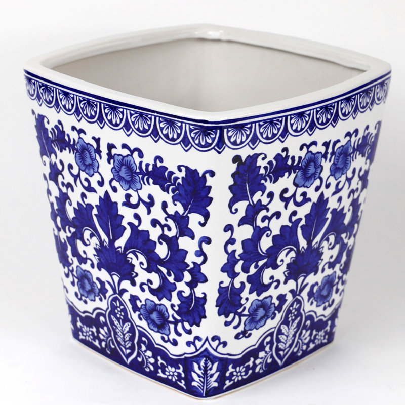 Jardinière bleue et jardin Camelia, H 14 po x l 14 po x P 14 po