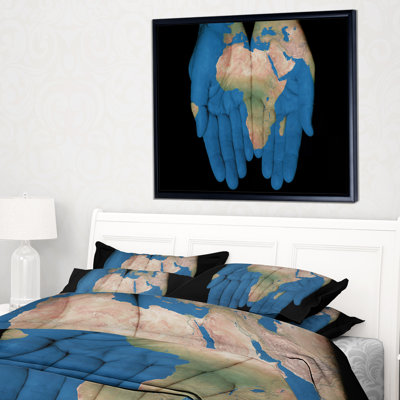 " African Map In Our Hands "