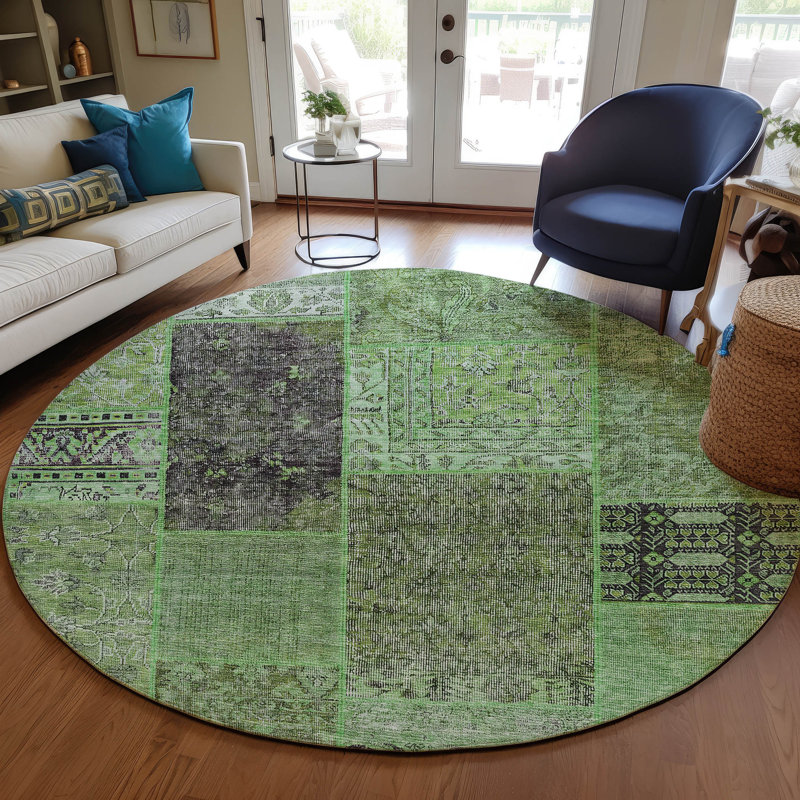 Maliq Washable Patchwork Indoor / Outdoor Rug, Round 8'
