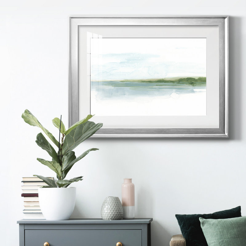 Green Ribbon Coast I, Papier avec cadre argenté, H 18,5 po x l 24,5 po x P 1 po, Blanc