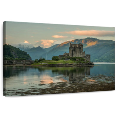 Eilean Donan Castle West