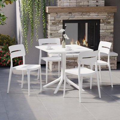 Ensemble repas carré pour 4 personnes