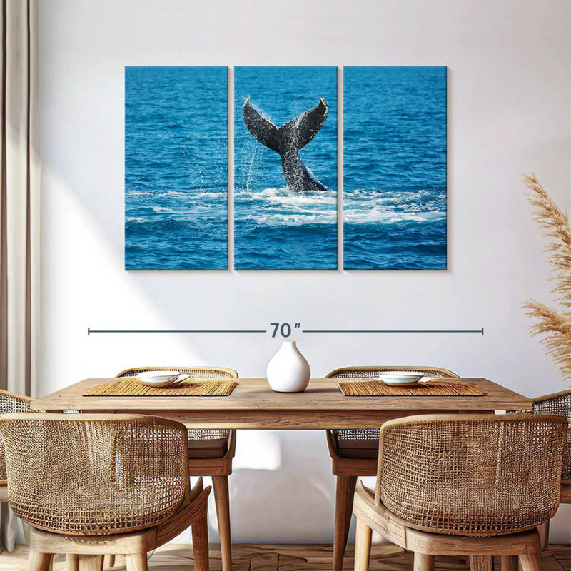Vue de la queue d'une baleine, H 36 po x l 57 po