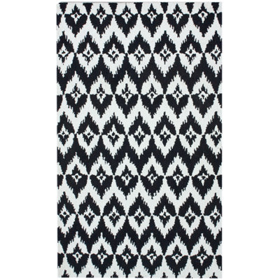 Tapis noir Ikat Adalise Cheveron
