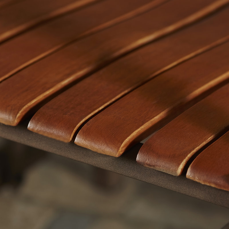 Chaise berçante en métal Allerton