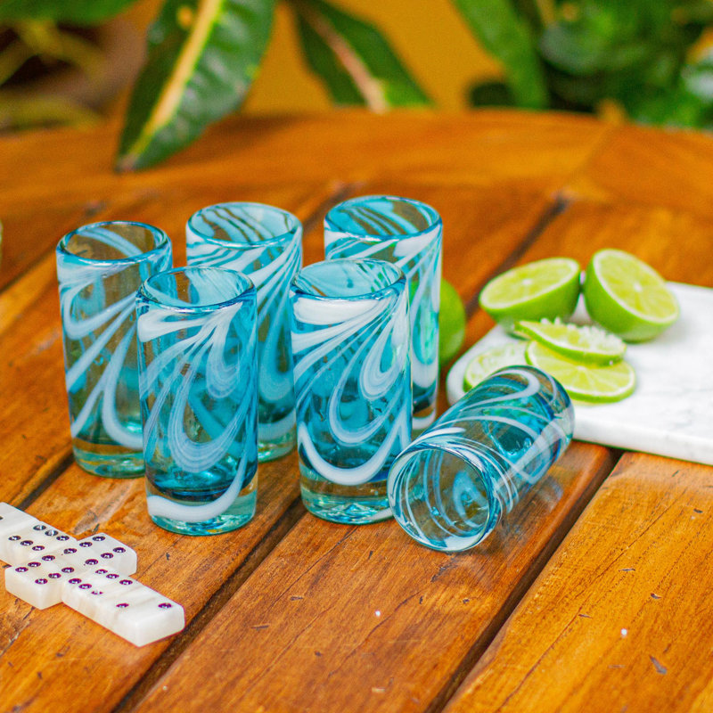 Verre à tourbillonnante aquamarine 2 oz. Broderick
