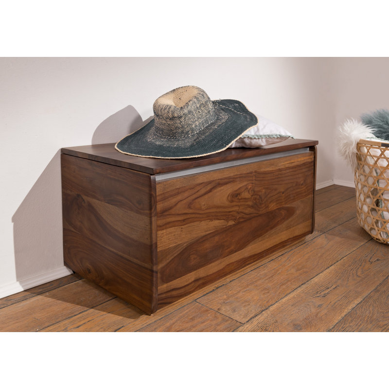 Sydney Blanket Chest, Unique noble