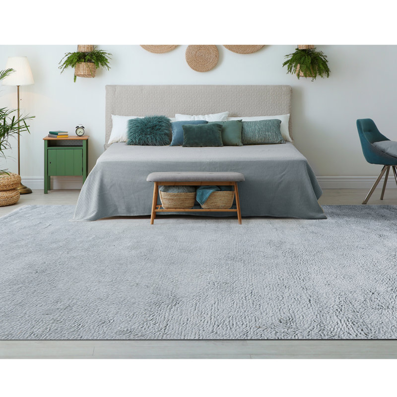 Wool Area Rug in Light Blue, Rectangle 6' x 9'