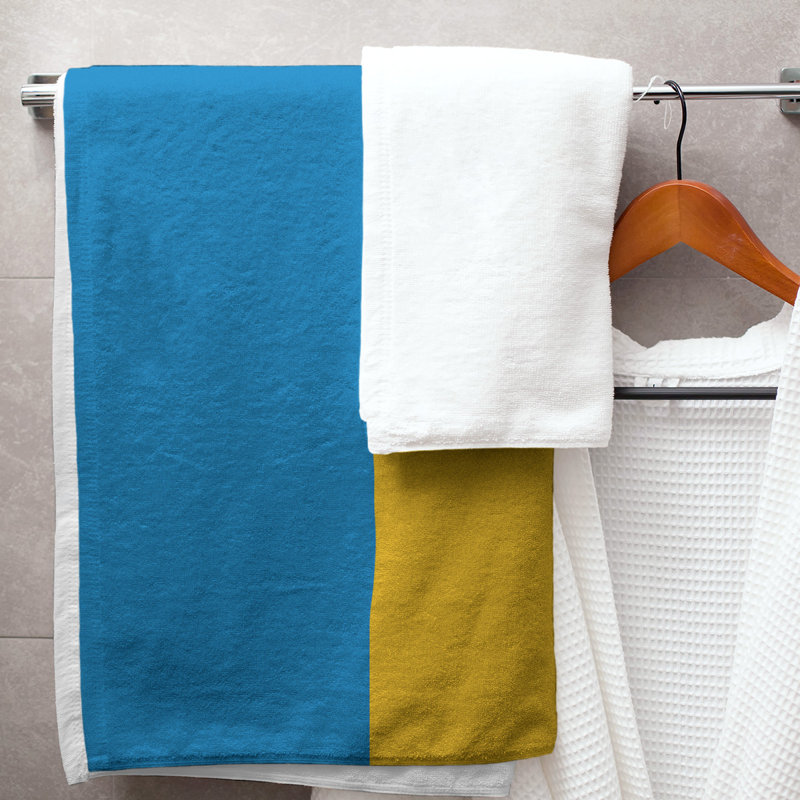 Microfiber Bath Towel, Tennessee Red Football Blue/Gold/Blue