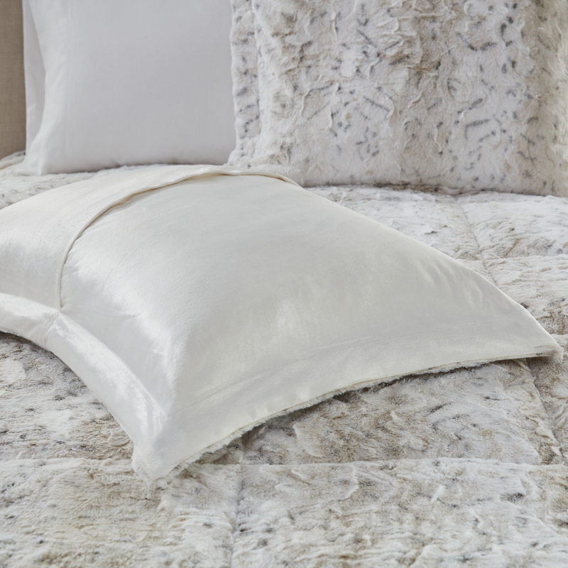 Ensemble d'édredon en fausse fourrure Zuri, Édredon très grand + 2 taies décoratives + 1 co, Brun clair