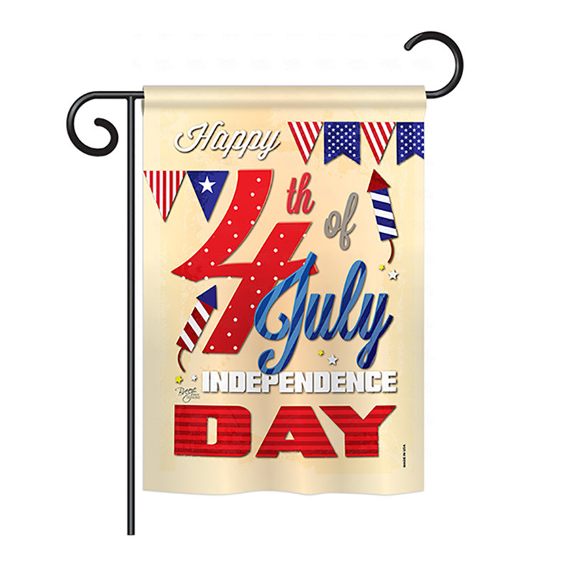 Drapeau de jardin en polyester 2 côtés happy indépendance, H 18,5 po x l 13 po