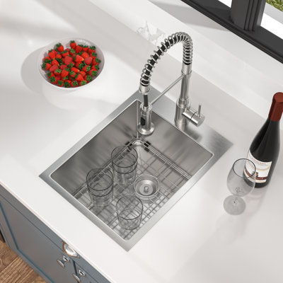 Évier de cuisine à simple cuve en acier inoxydable avec un trou de robinet L 15 po x l 20 po
