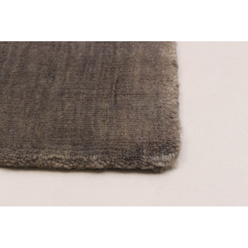 Tapis gris Kashkuli Gabbeh 4 pi 7 po x 6 pi 6 po