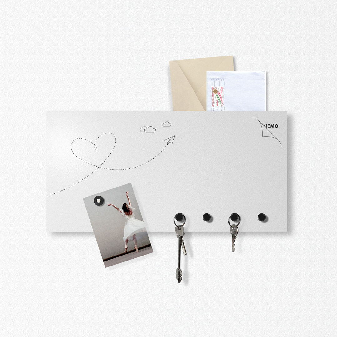 Ebern Designs Schlüsselbrett Love Ausführung: weiß