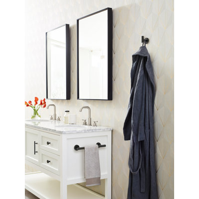 Arrondi™ 11.625" Wall Mounted Towel Bar