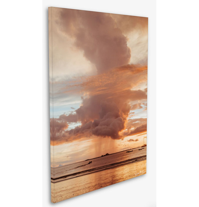 «Beach Rose Gold Rain» par Kristen M. Brown, H 24 po x l 18 po x P 1,25 po, Toile tendue
