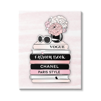 «Pink Fashion Bookstack» par Martina Pavlova