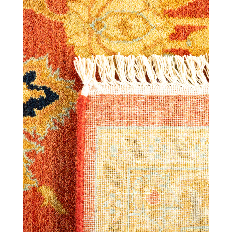 Classic One-of-a-Kind 7' 10" X 9' 8" Hand Knotted Area Rug
