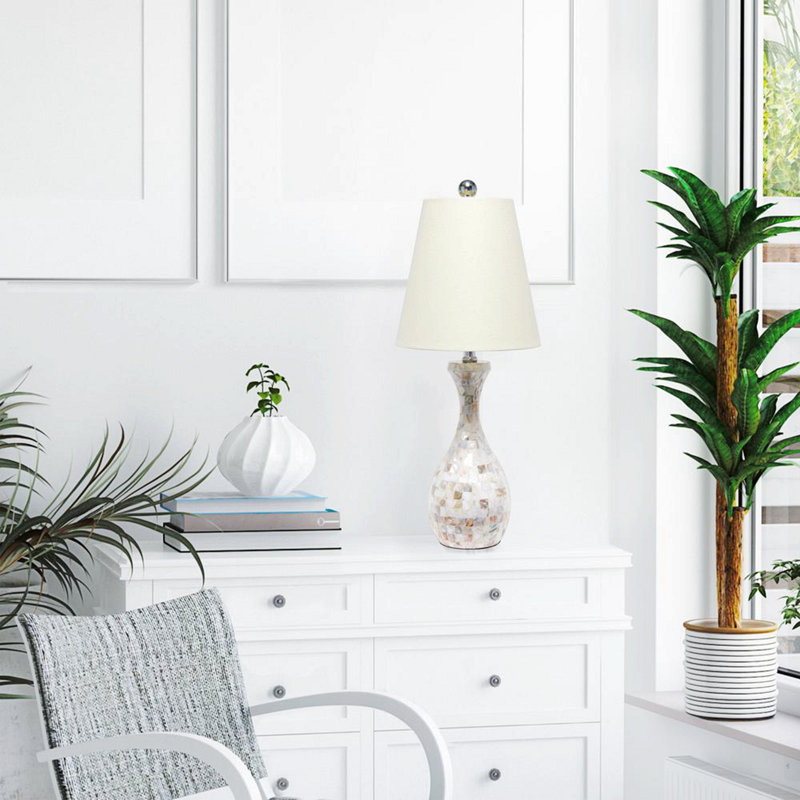 Jalien Resin Table Lamp