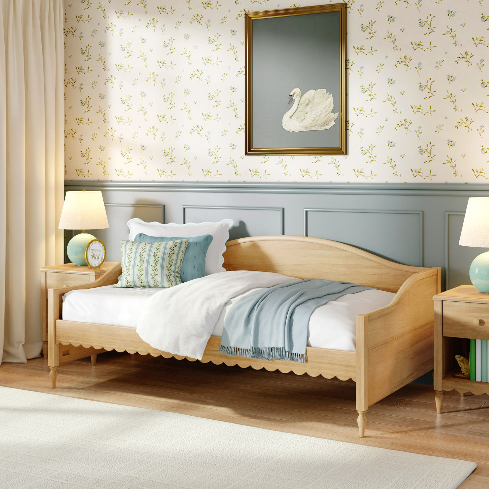Charlotte Day Bed, Blonde