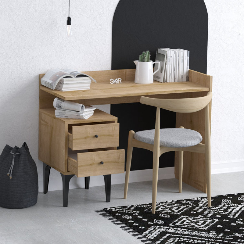 Bureau d'étudiant, Beige