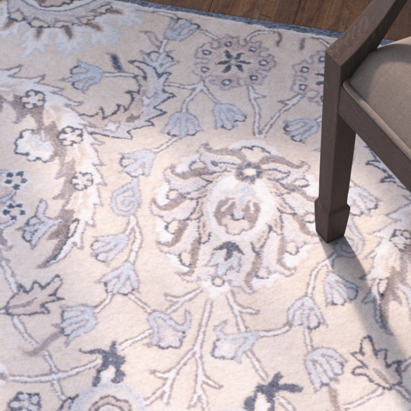 Tapis floral en viscose touffeté à la main Shillington, Rectangle 4 pi x 6 pi
