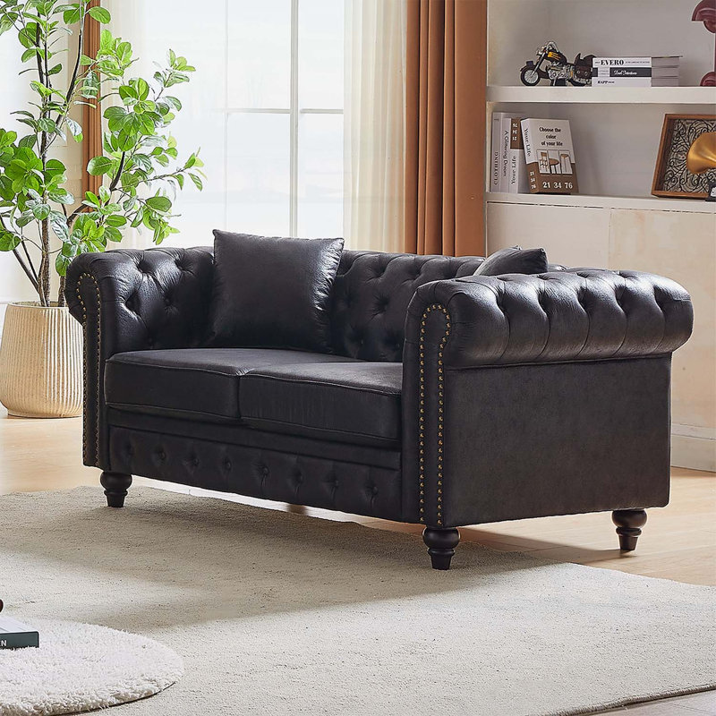 Canapé Chesterfield de 63,5 po au design contemporain, canapé modulaire en tissu Tech pour le salon, capitonné avec accoudoirs cloutés et 2 coussins décoratifs