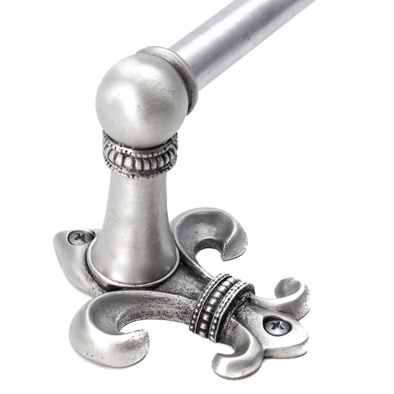 Charlemagne 24 inches c.c {approximately} towel Bar with 5/8 smooth center in Chalice, 3.75" H x 18.5" W x 3.5" D, Satin