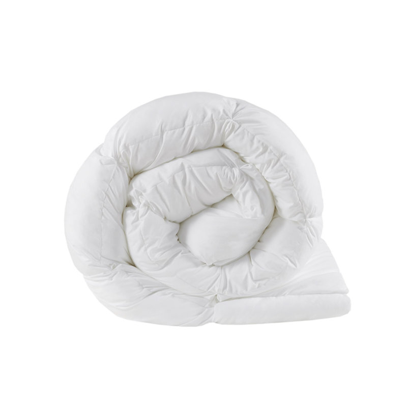 Luxurious Overfilled Bedding Sets, Polyester, Airy Cloud Design, Winter Comfort