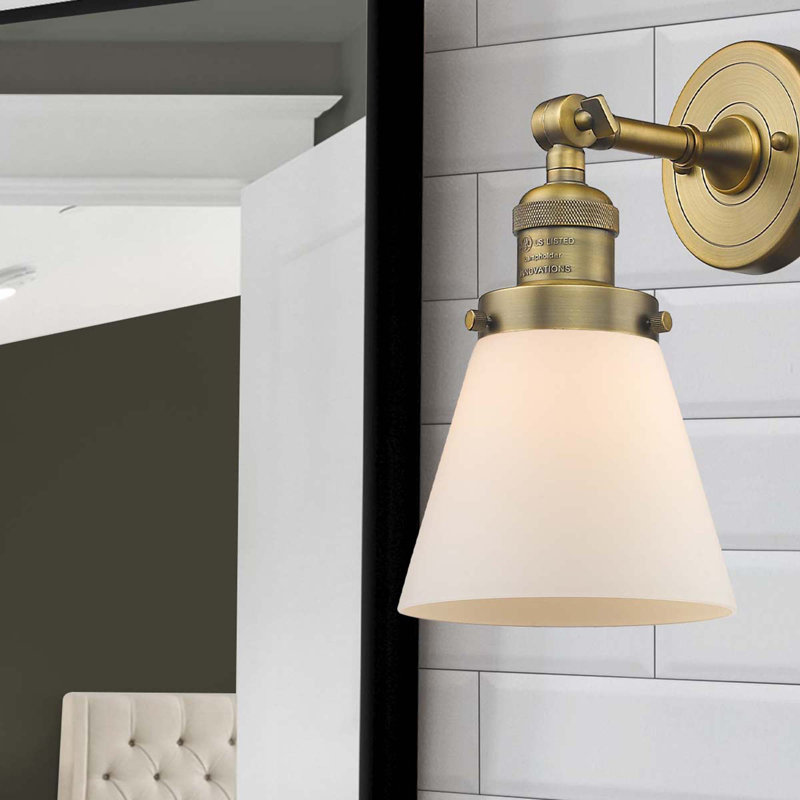 Applique murale avec bras à 1 lumière à intensité variable Parkstone, Boîtier blanc mat, H 10 po x l 6,25 po x P 8 po