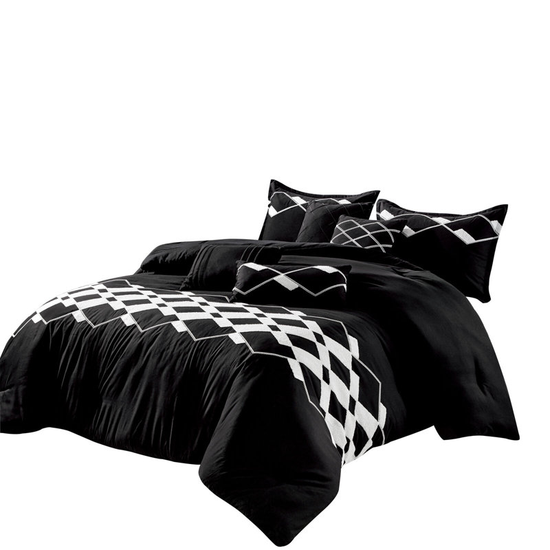 Polyester Comforter, Queen Comforter, Black/White