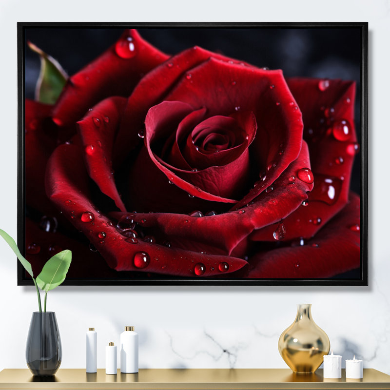Rose rouge avec gouttes de pluie I - art mural floral encadré, H 34 po x l 44 po x P 1,5 po, Cadre flottant noir