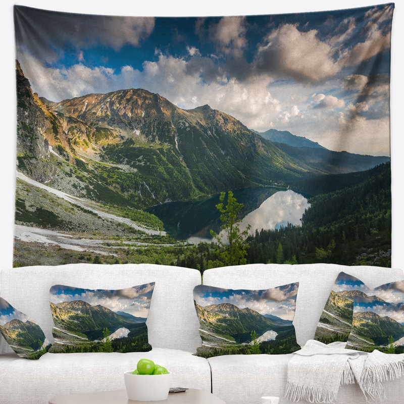 Paysage d'été à la tapisserie des Tatras polonaises, H 32 po x l 39 po