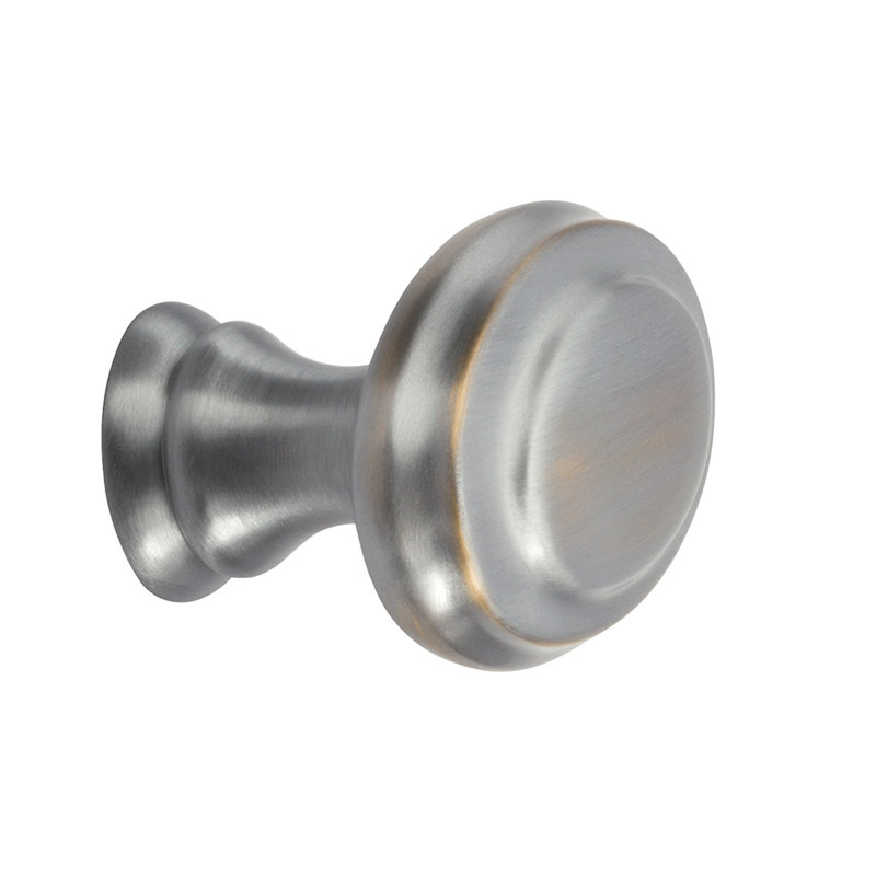 Poignée ronde Queen's, Chrome patiné, H 1,5 po x l 1,25 po x P 1,25 po
