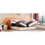 Lit tapissier très grand avec couleur beige et rangement hydraulique élégant