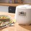Cuiseur à riz CUCKoo Micom 6 tasses non cuites / 12 tasses cuites, cuiseur à riz Fuzzy Logic coréen avec plateau à vapeur, cuiseur à vapeur polyvalent et réchaud avec marmite antiadhésive, machine à riz, blanc (CR-0641F)