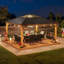 Pavillon de jardin d'extérieur en cèdre avec toit rigide en acier noir et toit en polycarbonate de 13 pi x 15 pi Sunjoy Mavis-992005421