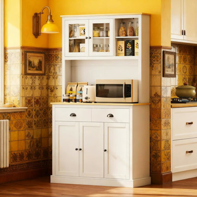 Rangement de cuisine autoportant blanc avec comptoir en grain de chêne, étagères réglables et armoire de design d'intérieur moderne à trois hauteurs de tablettes