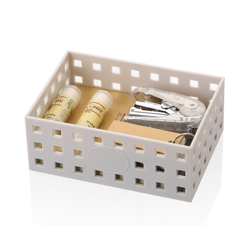 Panier de plastique, 2,5 po x 6,25 po x 4,5 po