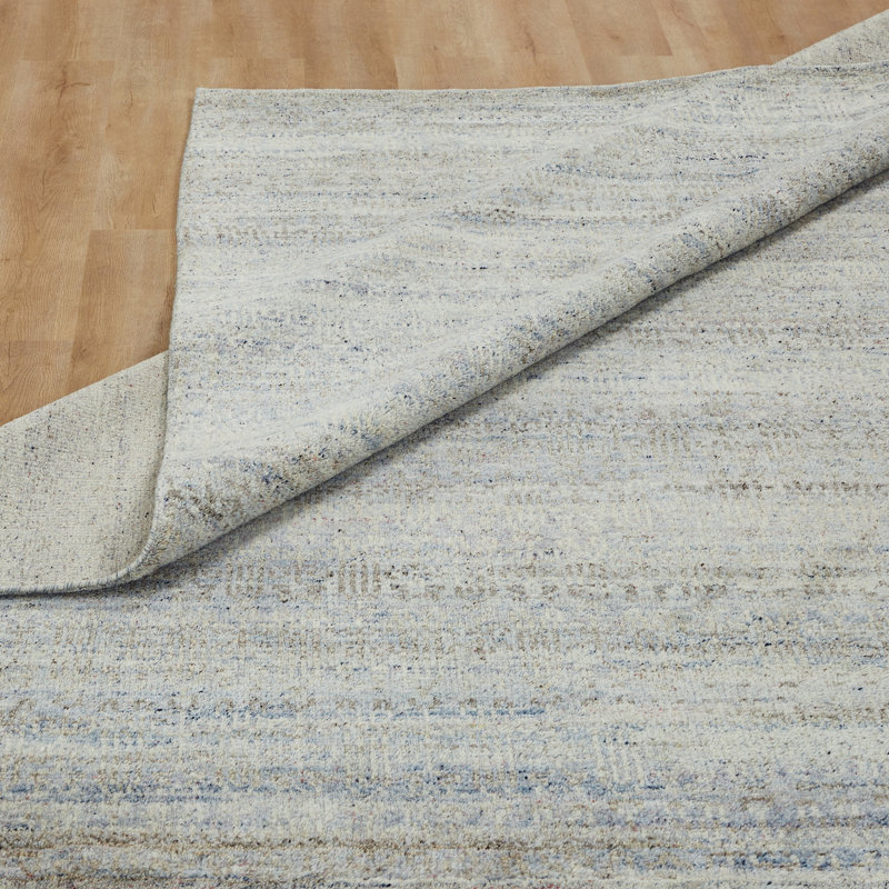 Tapis en laine noué à la main Harjinder, 4' x 6'