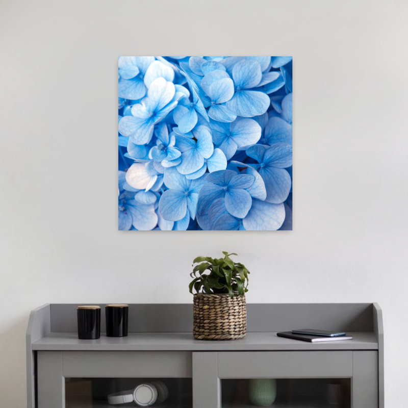 Fleurs bleues, art floral contemporain, H 18 po x l 18 po