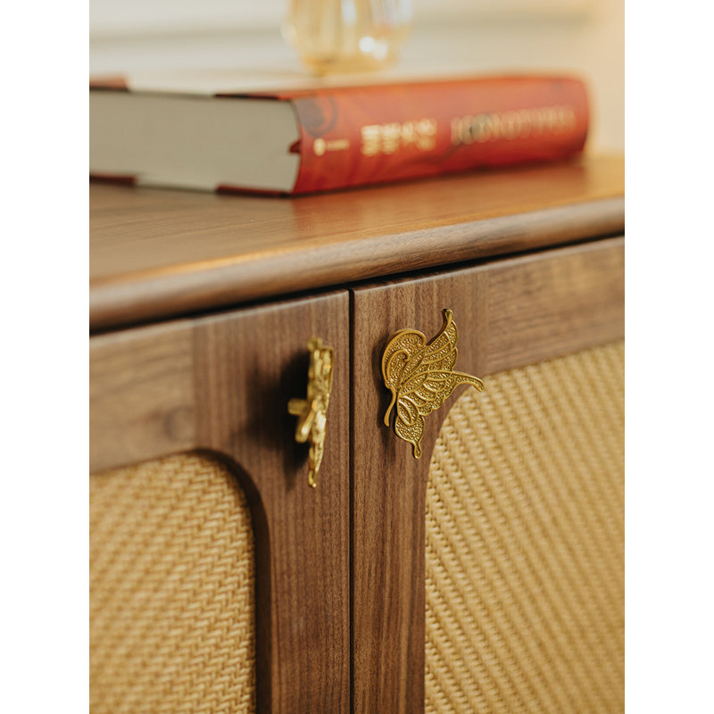 Armoire d'appoint moderne et rétro