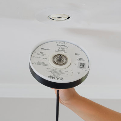 Ensemble SkyPlug Smart - Installation d'éclairage facile - Corvus